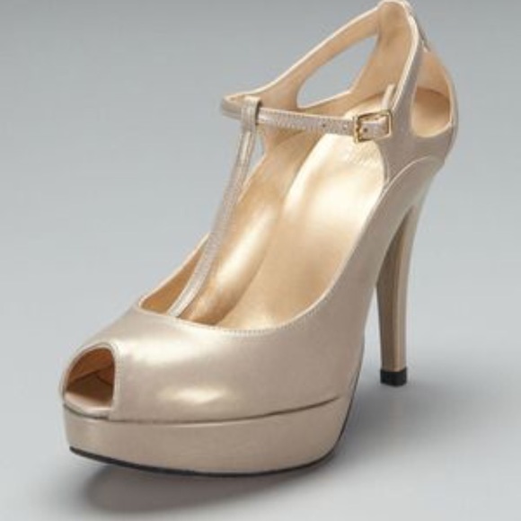 Stuart Weitzman Shoes - Stuart Weitzman Heels